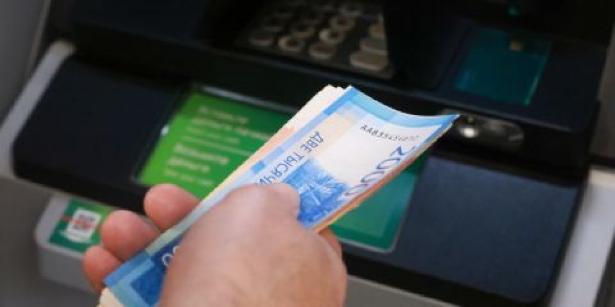 Миллион наличными в месяц: Минфин готовит радикальные ограничения для банкоматов Миллион наличными в месяц: Минфин готовит радикальные ограничения для банкоматов